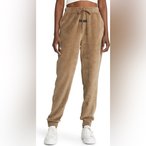 Fear of God Cotton Blend Velour Sweatpants Wood 🤍 - Picture 6 of 6